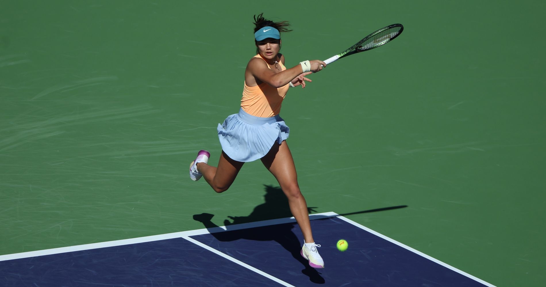 Indian Wells Resurgent Raducanu Reaches Third Round Defeats Linette