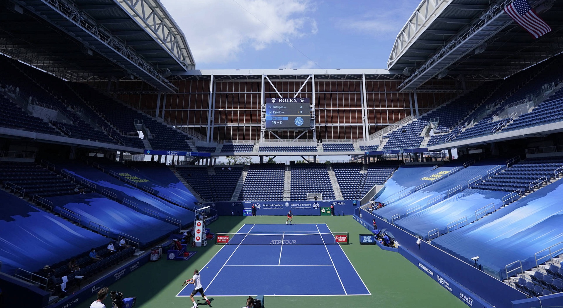 The empty Louis-Armstrong court in Flushing Meadows, New York, during Tsitsipas-Raonic for Western and Southern Open, August 2020