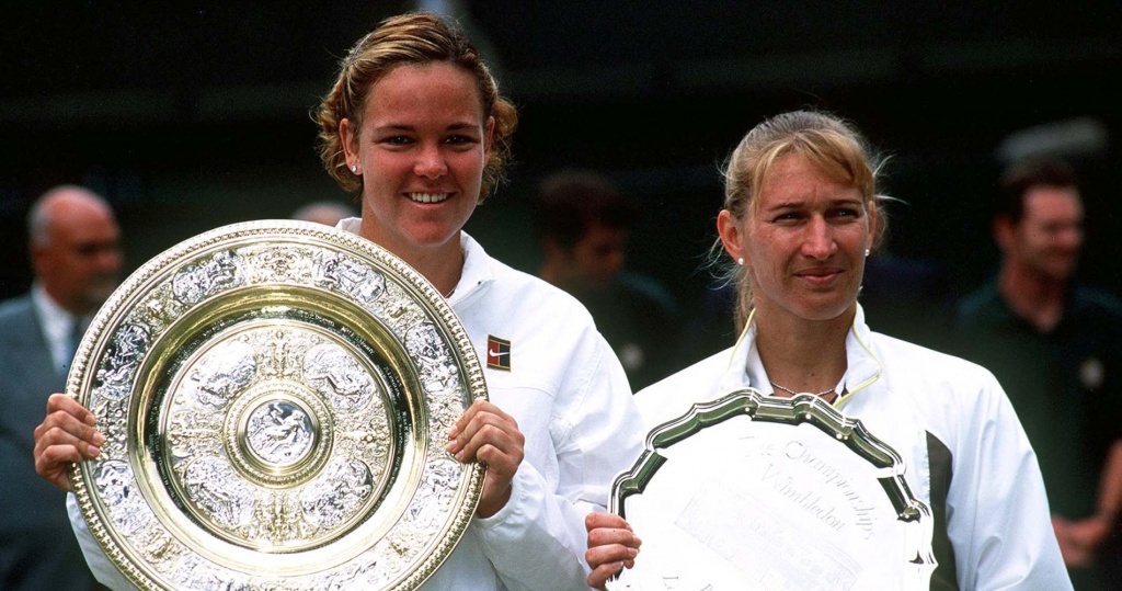1999 Wimbledon champion Lindsay Davenport and runner-up Steffi Graf