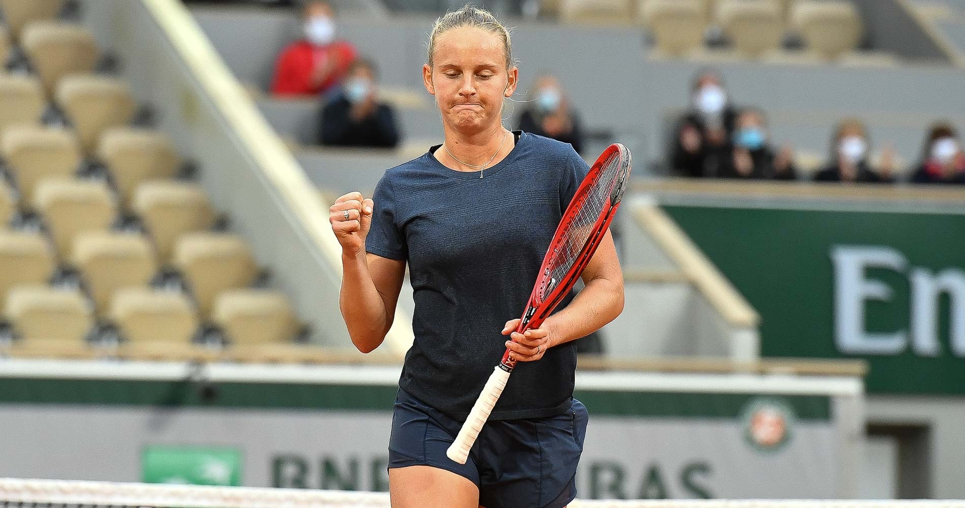 Fiona Ferro at Roland-Garros 2020 round 3