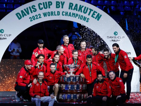 Canada with the 2022 Davis Cup trophy