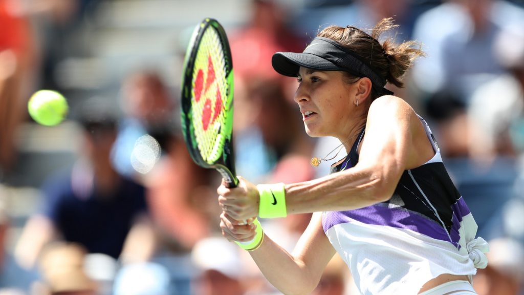 Belinda Bencic backhand