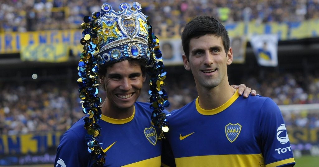 Nadal et Djokovic à la mi-temps d'un match de Boca Juniors en marge d'une exhibition.