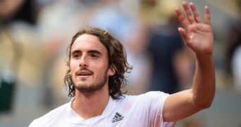 Tsitsipas at Roland-Garros 2021 Panoramic