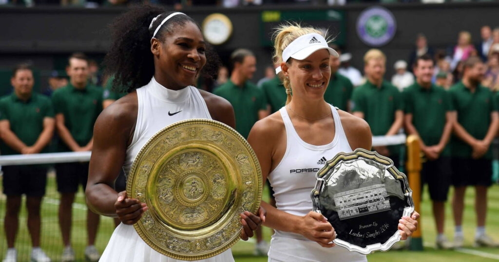 Serena Wiliams et Angelique Kerber après la finale de Wimbledon 2016