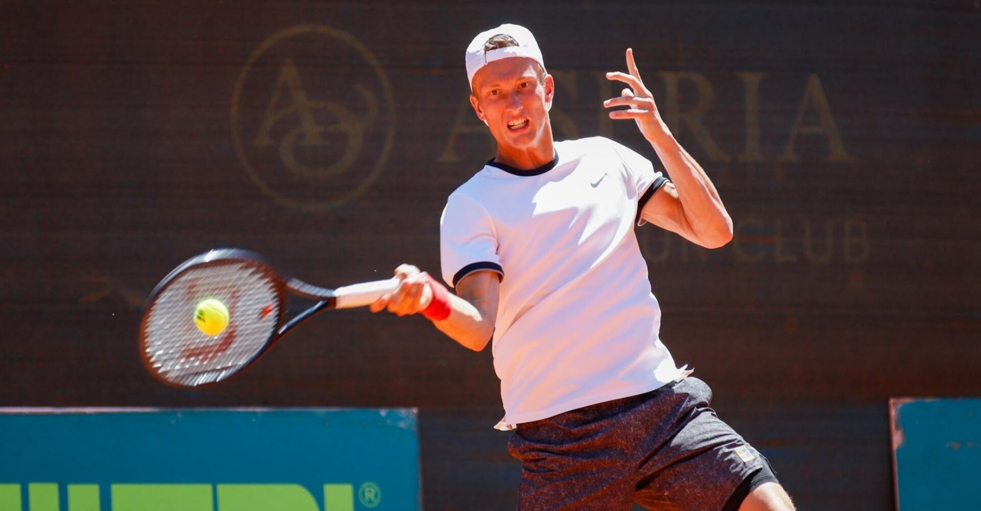 Qualifier Kopriva upsets Shapovalov in Gstaad %%page%% - Tennis Majors ...