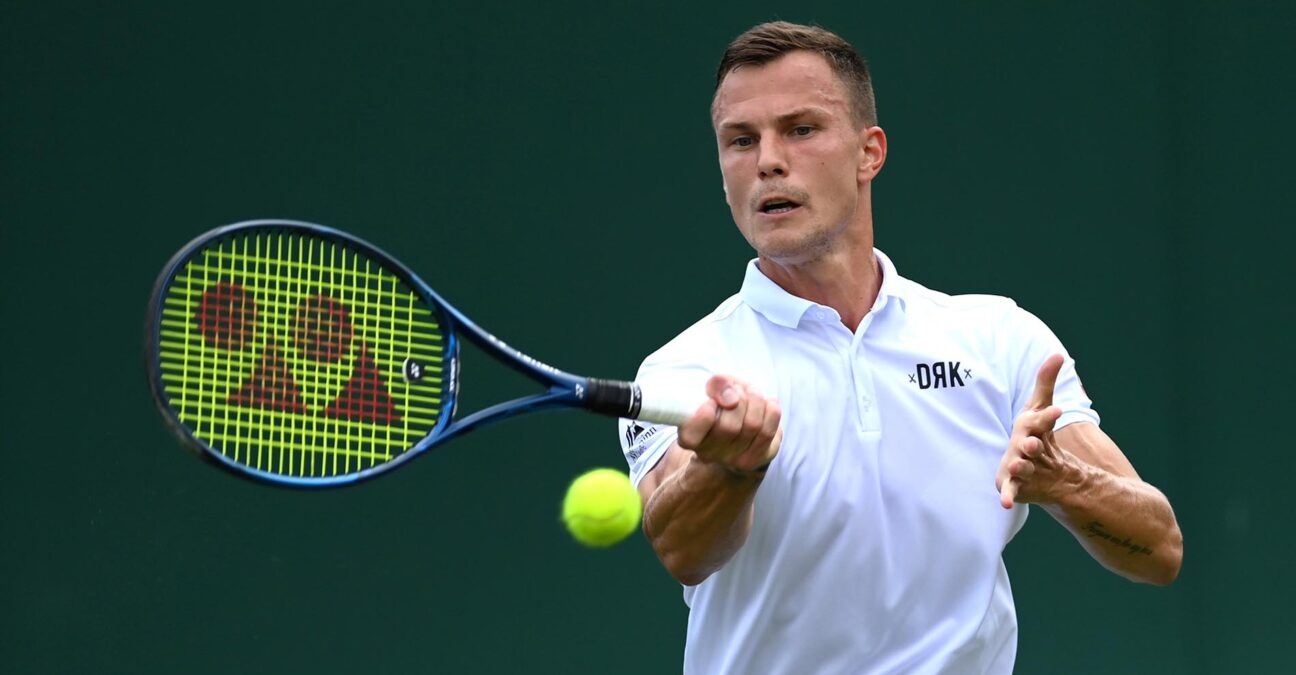 Fucsovics upsets Rublev in five to get a shot at Djokovic in the quarters