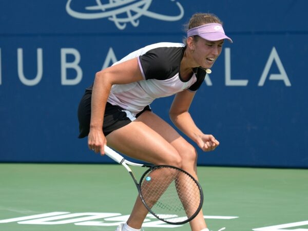 Elise Mertens