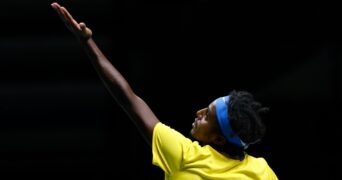 Elias Ymer (1)