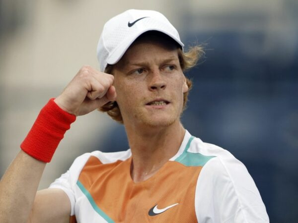 Italy's Jannik Sinner reacts during his first round match against Spain's Alejandro Davidovich Fokina at the Dubai Tennis Championships