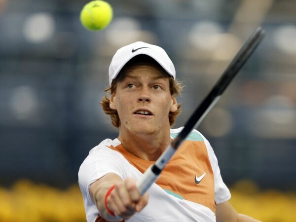 Italy's Jannik Sinner in action during his first round match against Spain's Alejandro Davidovich Fokina at the Dubai Tennis Championships