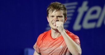 Stefan Kozlov of the U.S. celebrates winning his match against Bulgaria's Grigor Dimitrov at the ATP 500 Abierto Mexicano