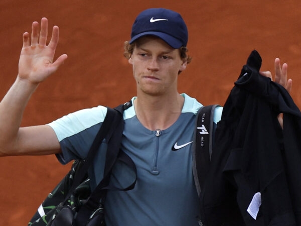 Jannik Sinner retirement, Roland-Garros 2022