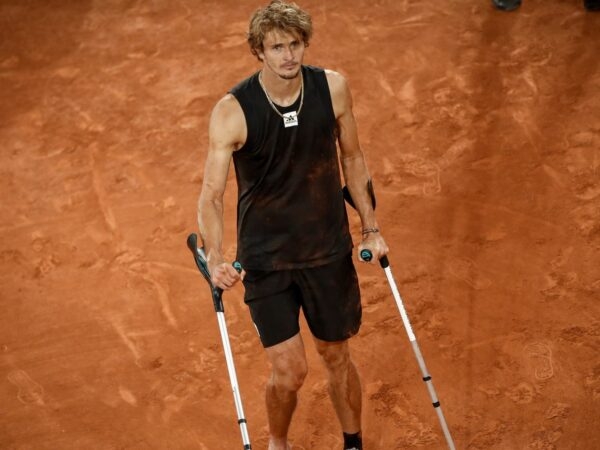 Men's semi-final between Rafael Nadal and Alexander Zverev at Roland-Garros