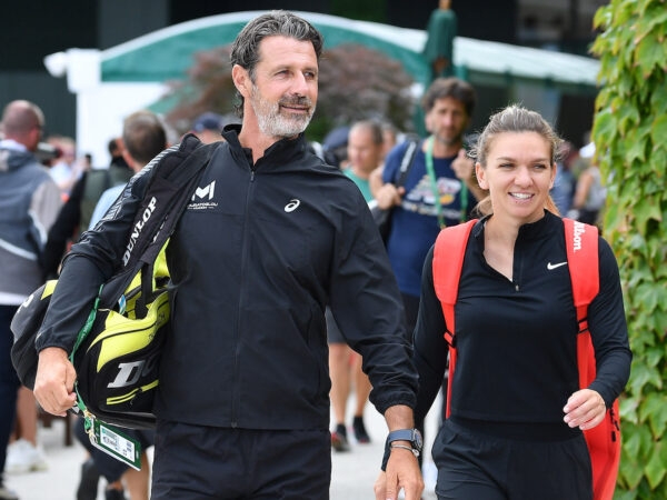 Patrick Mouratoglou and Simona Halep, Wimbledon 2022