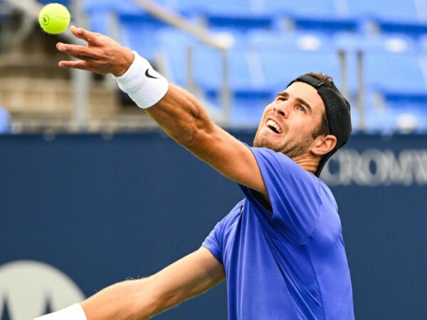 Karen Khachanov at the 2022 Canadian Open in Montreal