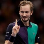 Daniil Medvedev Sinks Denis Shapovalov, Clinches Vienna Crown