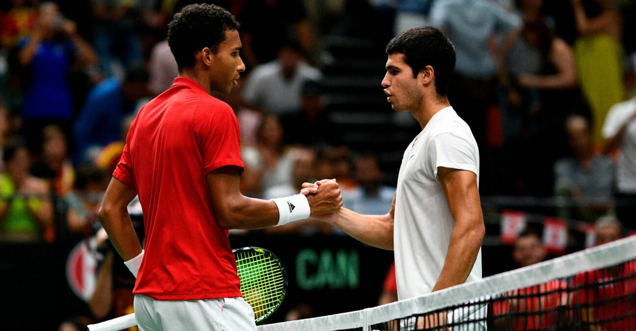 Felix Auger-Aliassime and Carlos Alcaraz at the 2022 Davis Cup in Valencia