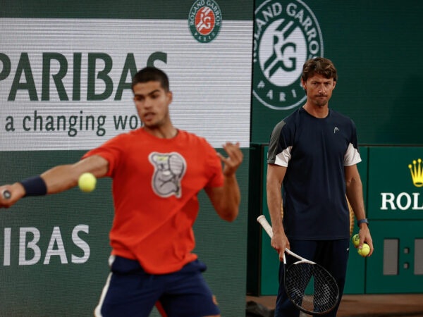 Juan Carlos Ferrero and Carlos Alcaraz at the 2022 Roland-Garros Championships