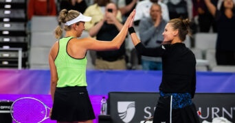 Mertens and Kudermetova 2022 WTA Finals