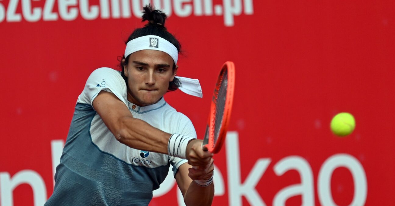 Mattia Bellucci of Italy returns a ball to Dennis Novak of Austria during their second round match at the ATP Challenger Pekao Open tennis tournament in Szczecin, Poland, 15 September 2022. || 241541_0004 tennis