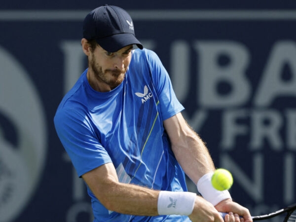 Britain's Andy Murray in action during his second round match at the 2022 Dubai Tennis Championships