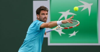 Cameron Norrie hits a forehand during the 2023 BNP Paribas Open