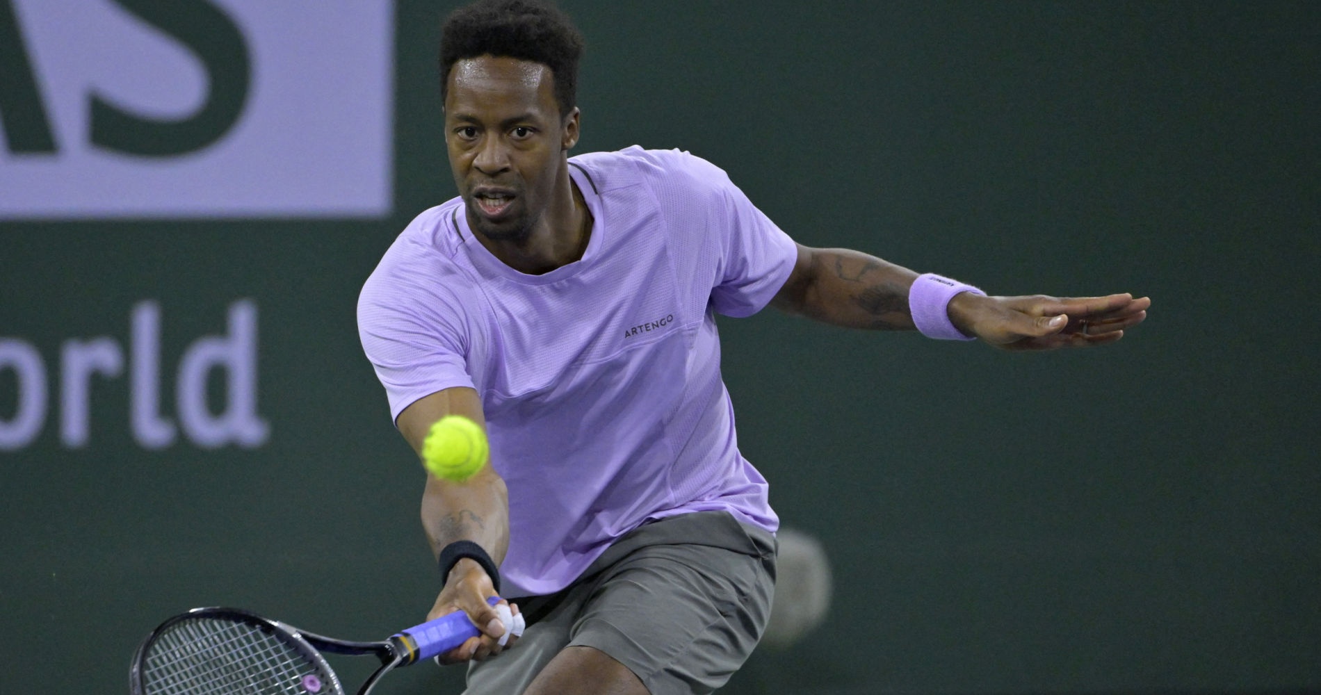 Monfils return ends with first round loss