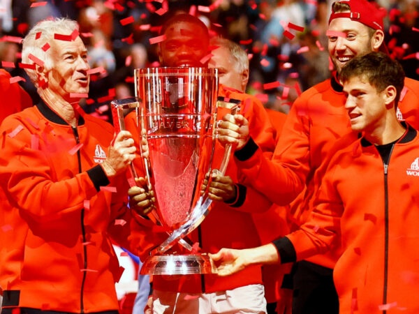 Team World with the 2022 Laver Cup trophy