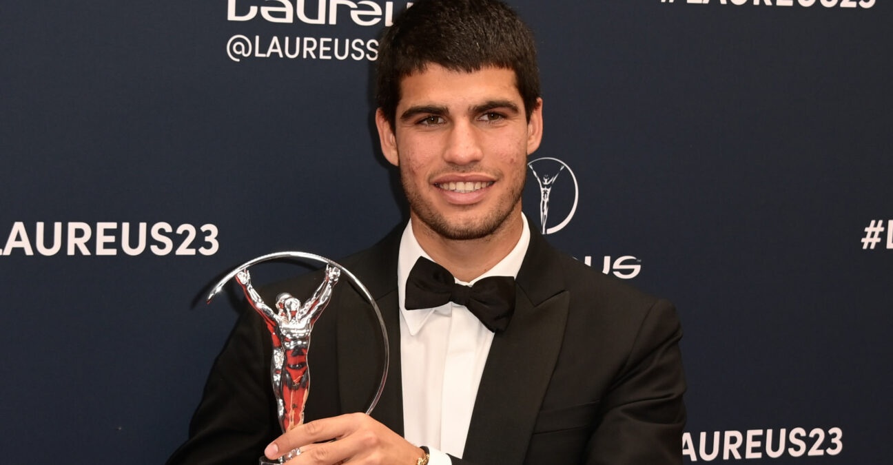 Carlos Alcaraz with the Laureus Breakthrough of the Year award in Paris