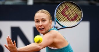 Anastasia Potapova at the 2023 San Diego Open