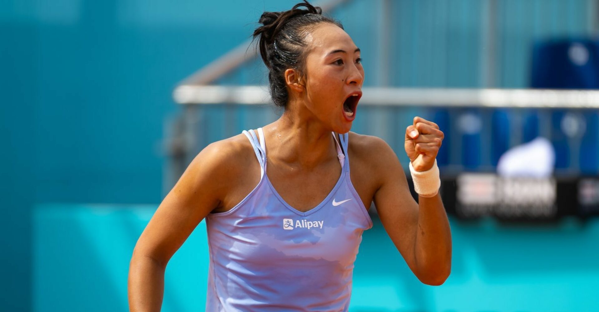 Jabeur knocked out by brilliant Qinwen Zheng - Tennis Majors