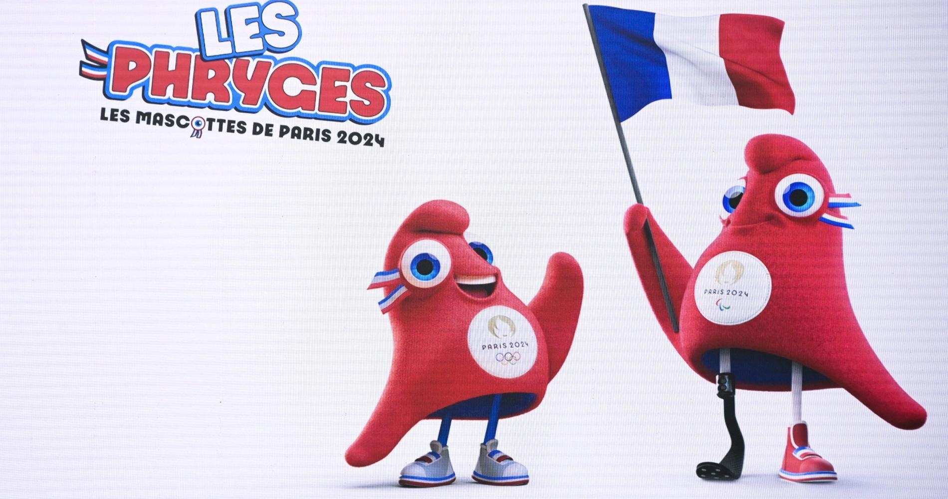 The mascots for the Paris Games (Federico Pestellini / Panoramic)