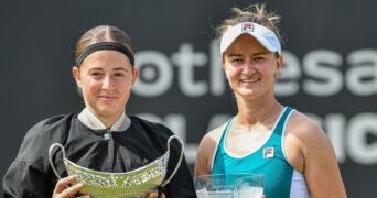 Ostapenko and Krejcikova, Trophy ceremony at Birmingham Classic, 2023