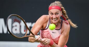 Petra Kvitova grass