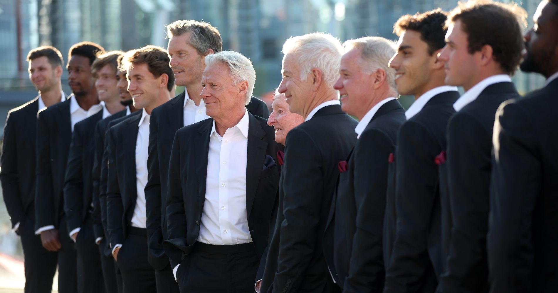 Team Europe and Team World at the 2023 Laver Cup photo shoot (Getty Images/Laver Cup)