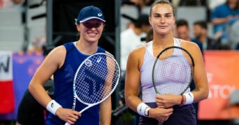 Aryna Sabalenka and Iga Swiatek at the 2022 WTA Finals