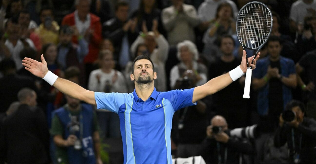 Novak Djokovic Bercy QF celebration