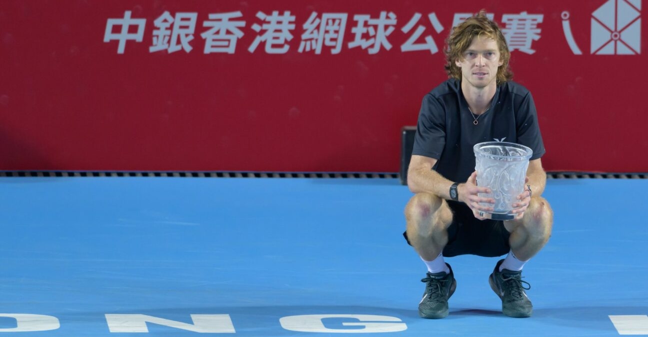 Assured Rublev begins the year with trophy in Hong Kong