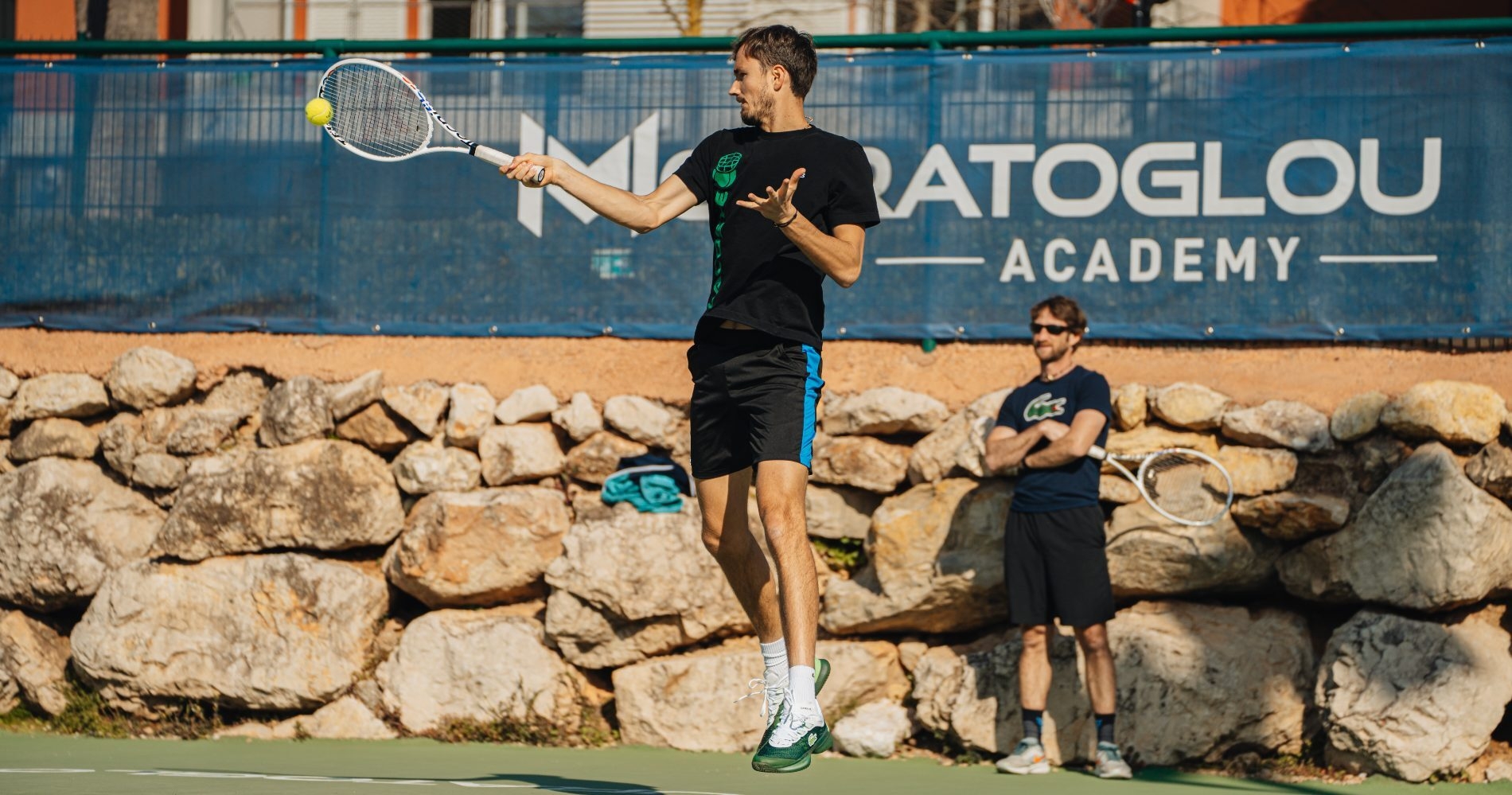 Medvedev training at the Mouratoglou Academy (Julien Nouet)