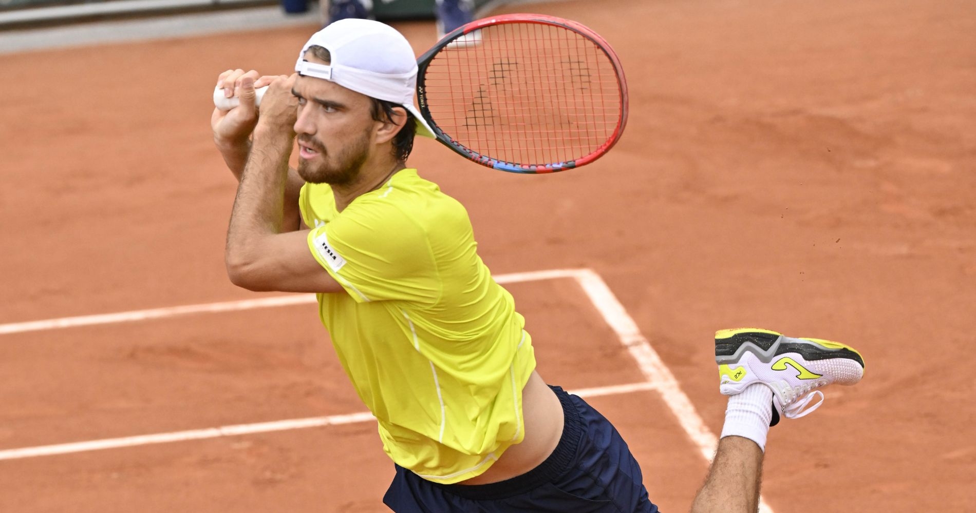 Roland-Garros: Machac sends Navone home