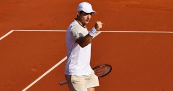 Dusan Lajovic clay