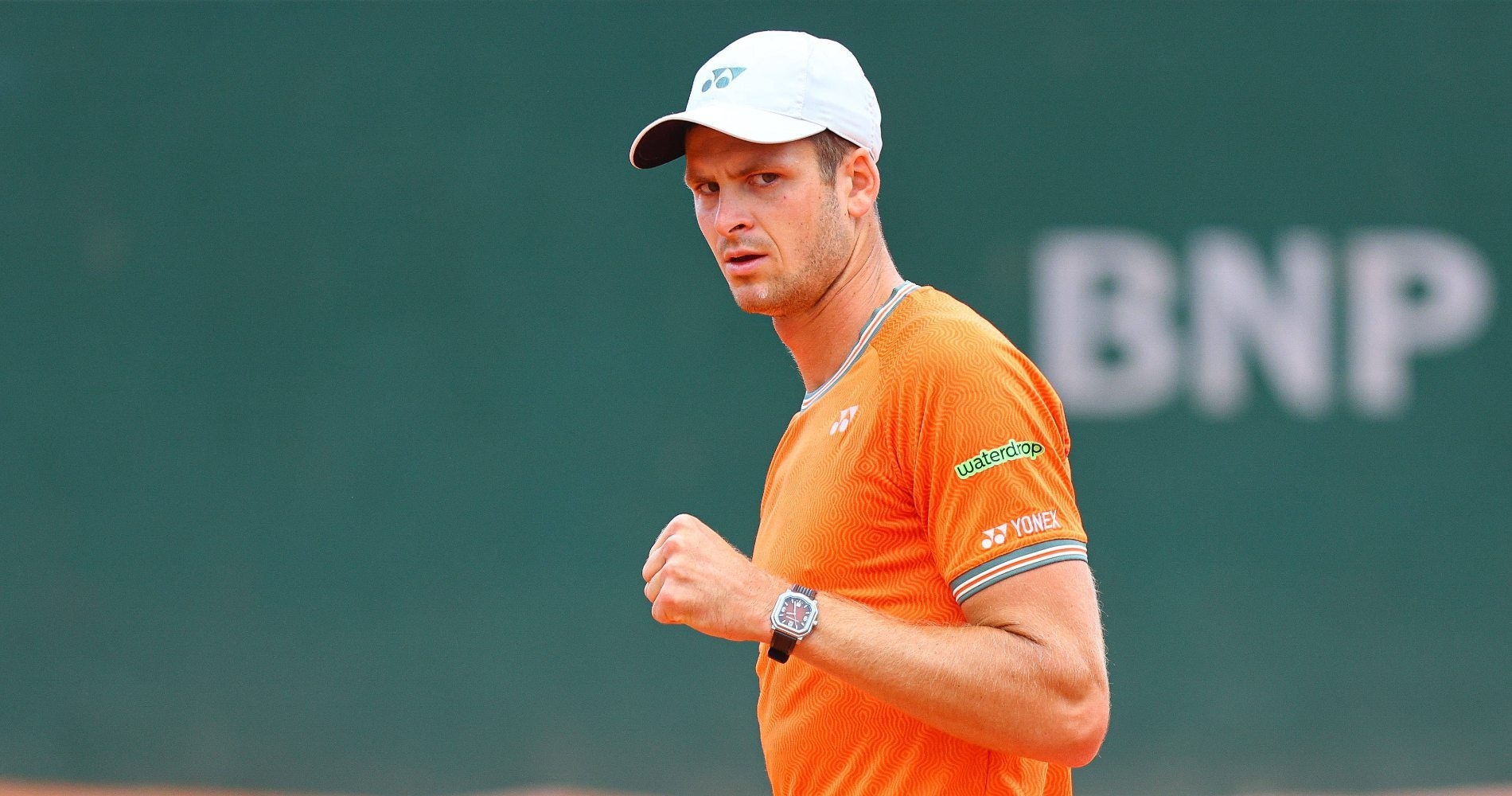 Roland-Garros: Hurkacz through to third round