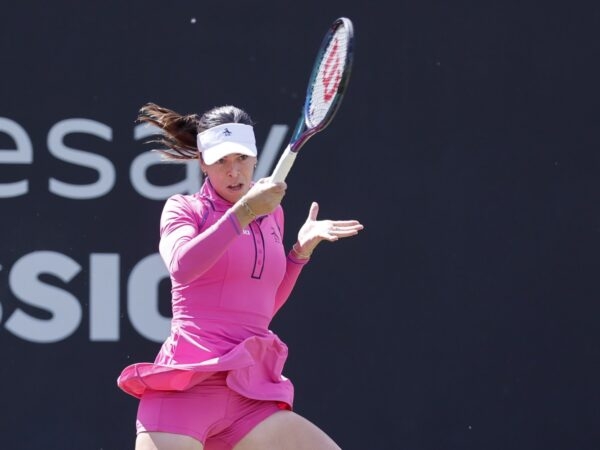 Alja Tomljanovic grass - Action Plus / Panoramic