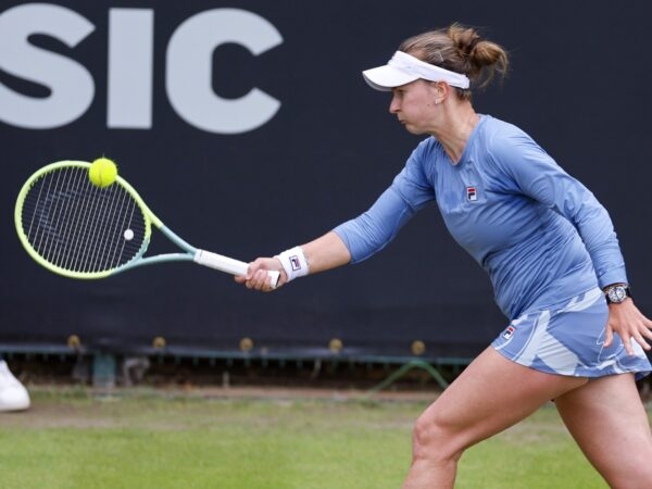 Barbora Krejcikova grass - Action Plus / Panoramic