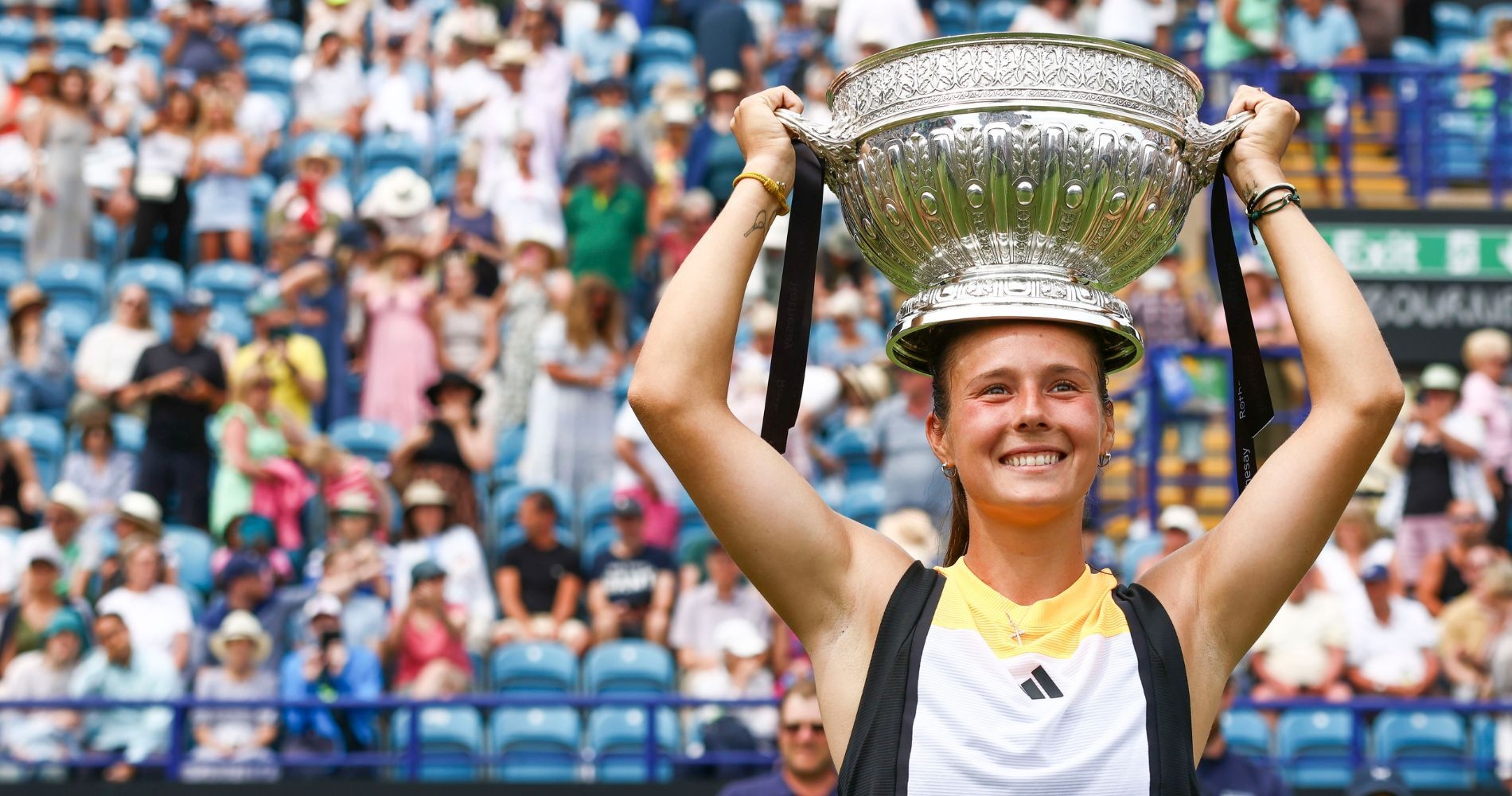 Kasatkina comes through tough Fernandez test to win Eastbourne International title