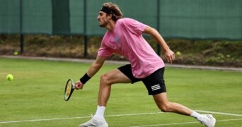 Stefanos Tsitsipas Halle 2024 - Zuma / Panoramic