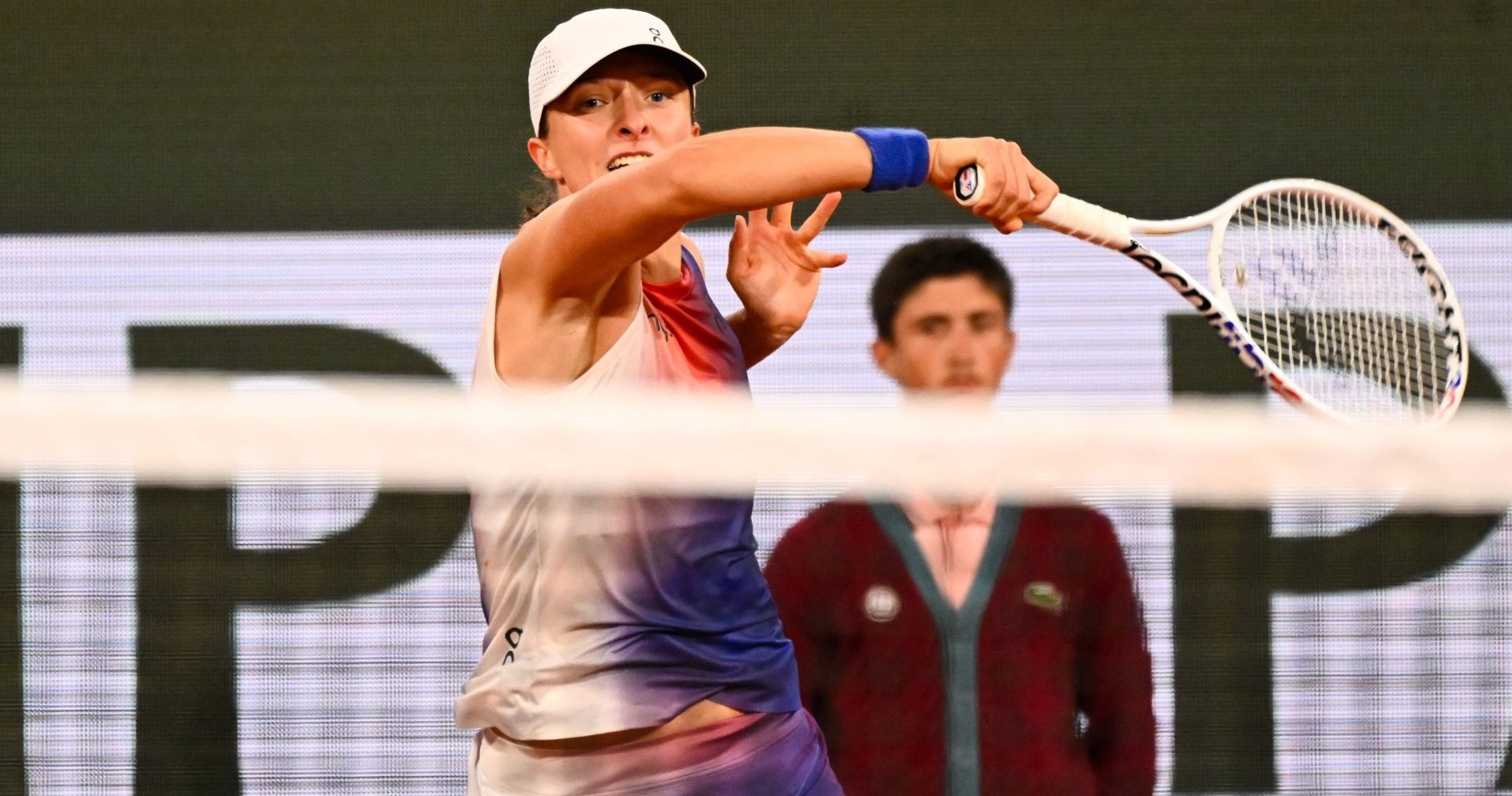 Swiatek Demolishes Potapova To Make Last Eight - Tennis Majors