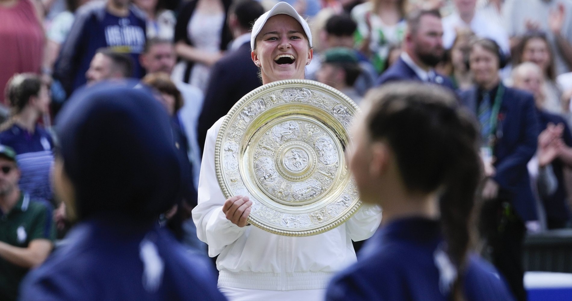 “The best day of my life” Krejcikova defeats Paolini to win Wimbledon