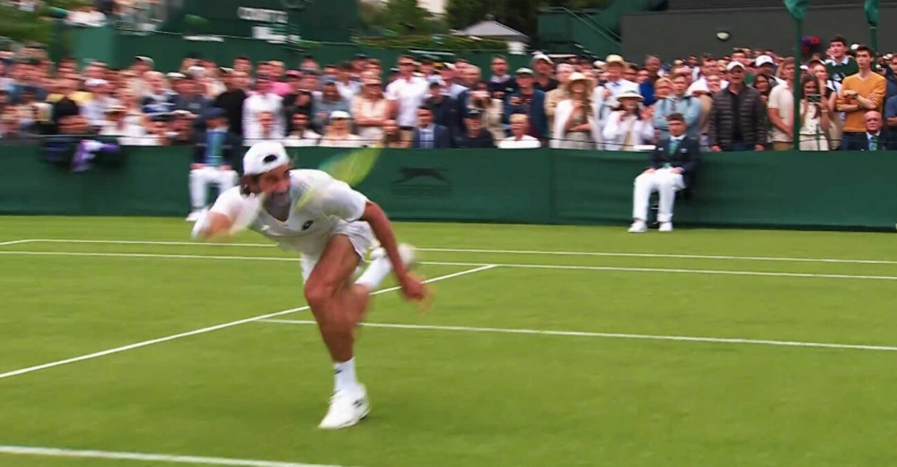 Lloyd Harris crazy match point, Wimbledon 2024